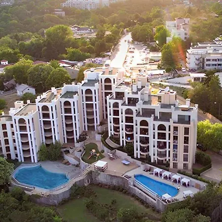 Queen's View 14-pools-near Botanic Garden Апартаменти Балчик