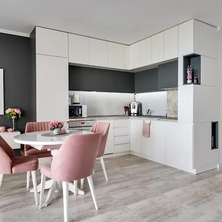 Apartament Queen's View 14-near Botanic Garden *