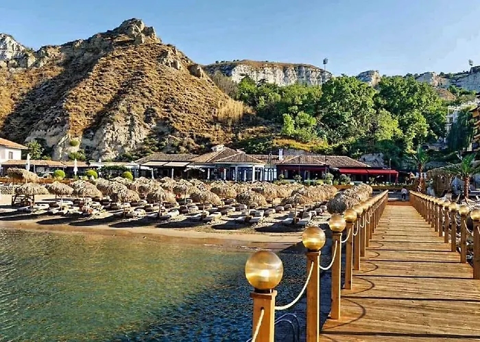 Queen's View 14-pools-near Botanic Garden Apartment Balchik